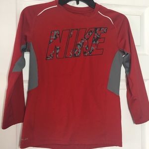 Boys small Nike shirt long sleeve